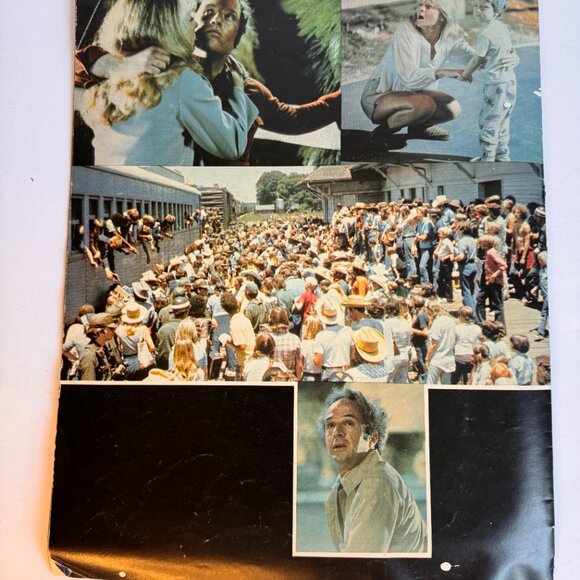 Vintage 1977 Close Encounters Program & 1978 Official Authorized Ed Magazine - Picture 4 of 12
